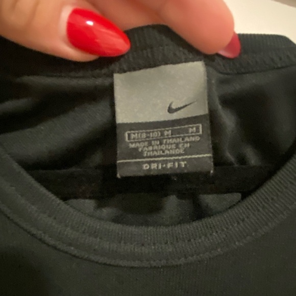 ❤️Nike top for sale❤️ - Picture 5 of 5